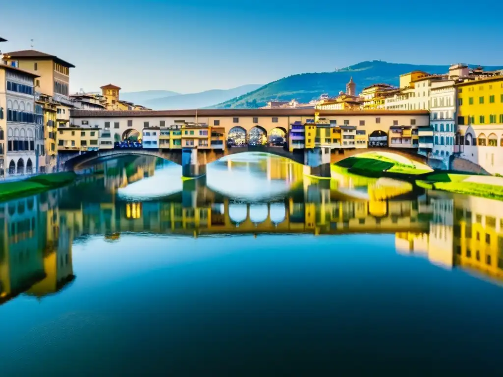 Detallada foto del Puente de Santa Trinita en Florencia, resaltando su arquitectura y la cálida luz