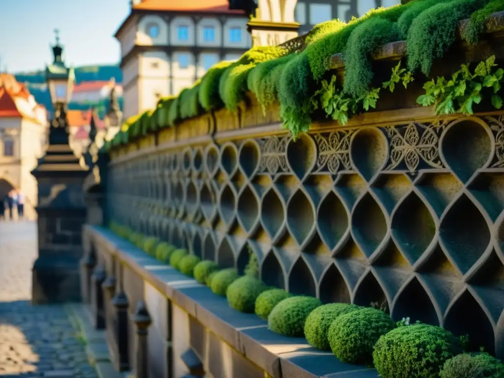 Detalles de la Puente de Carlos: Historia y Vida Contemporánea Detalles de piedra del Puente Carlos en Praga, bañados por la cálida luz
