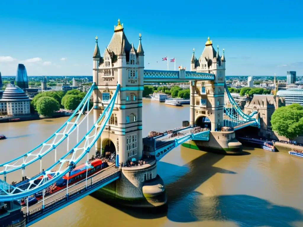 Fotografía documental del Puente de la Torre en Londres en una tarde bulliciosa, resaltando su arquitectura e historia