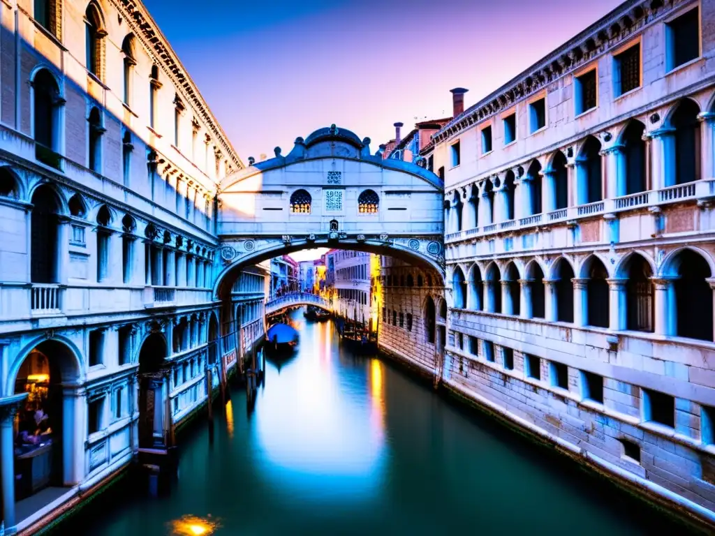 Puente de los Suspiros en Venecia al atardecer, con góndolas y arquitectura icónica