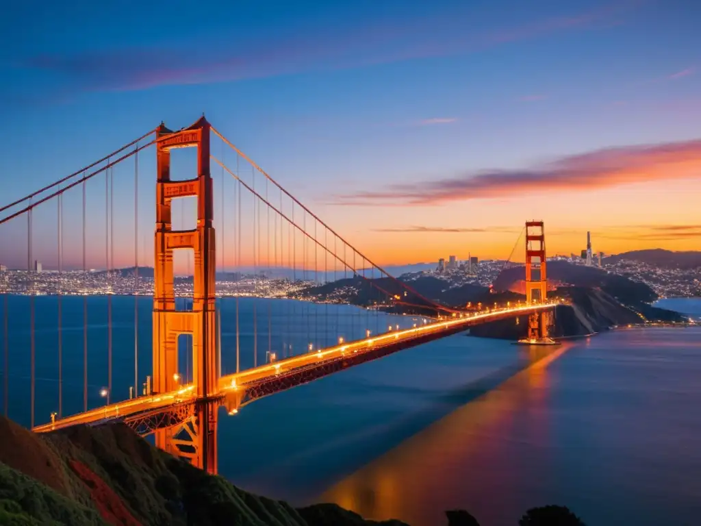 El puente Golden Gate en una vibrante puesta de sol, reflejando el impacto sociocultural de puentes icónicos